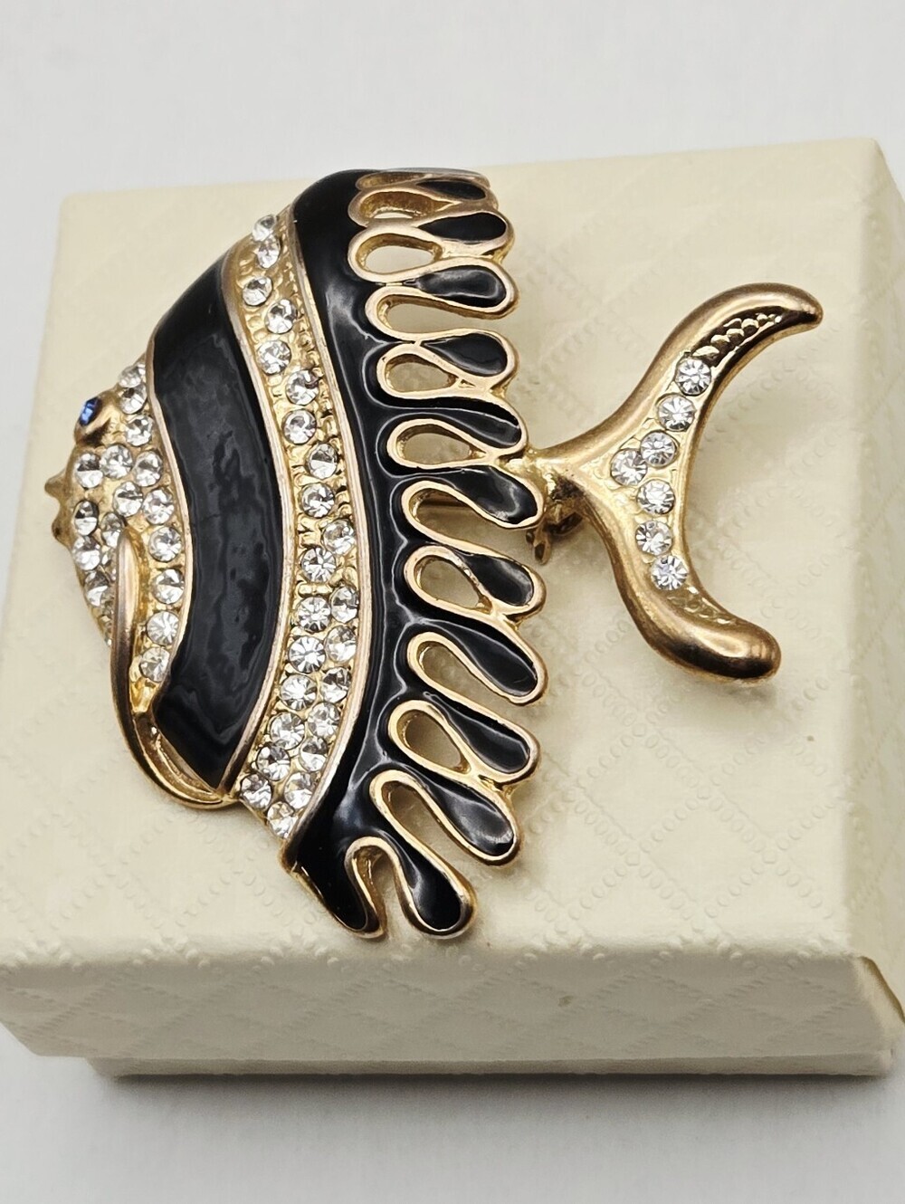 Vintage Gold Tone Black Enamel Angel Fish Brooch with Crystal Accents - Picture 13 of 16